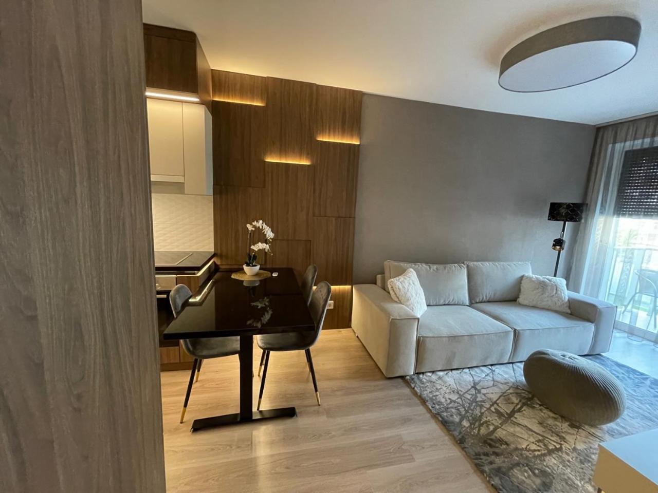 Karzo Property Lk 204 Будапеща Екстериор снимка