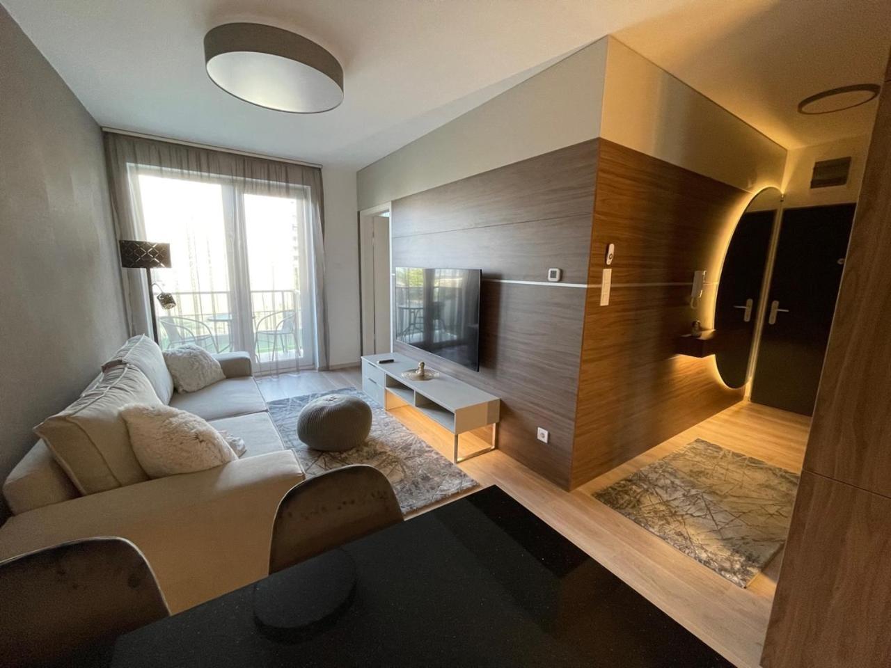 Karzo Property Lk 204 Будапеща Екстериор снимка