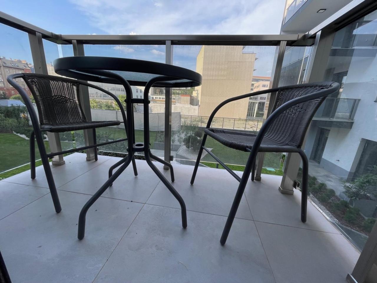 Karzo Property Lk 204 Будапеща Екстериор снимка