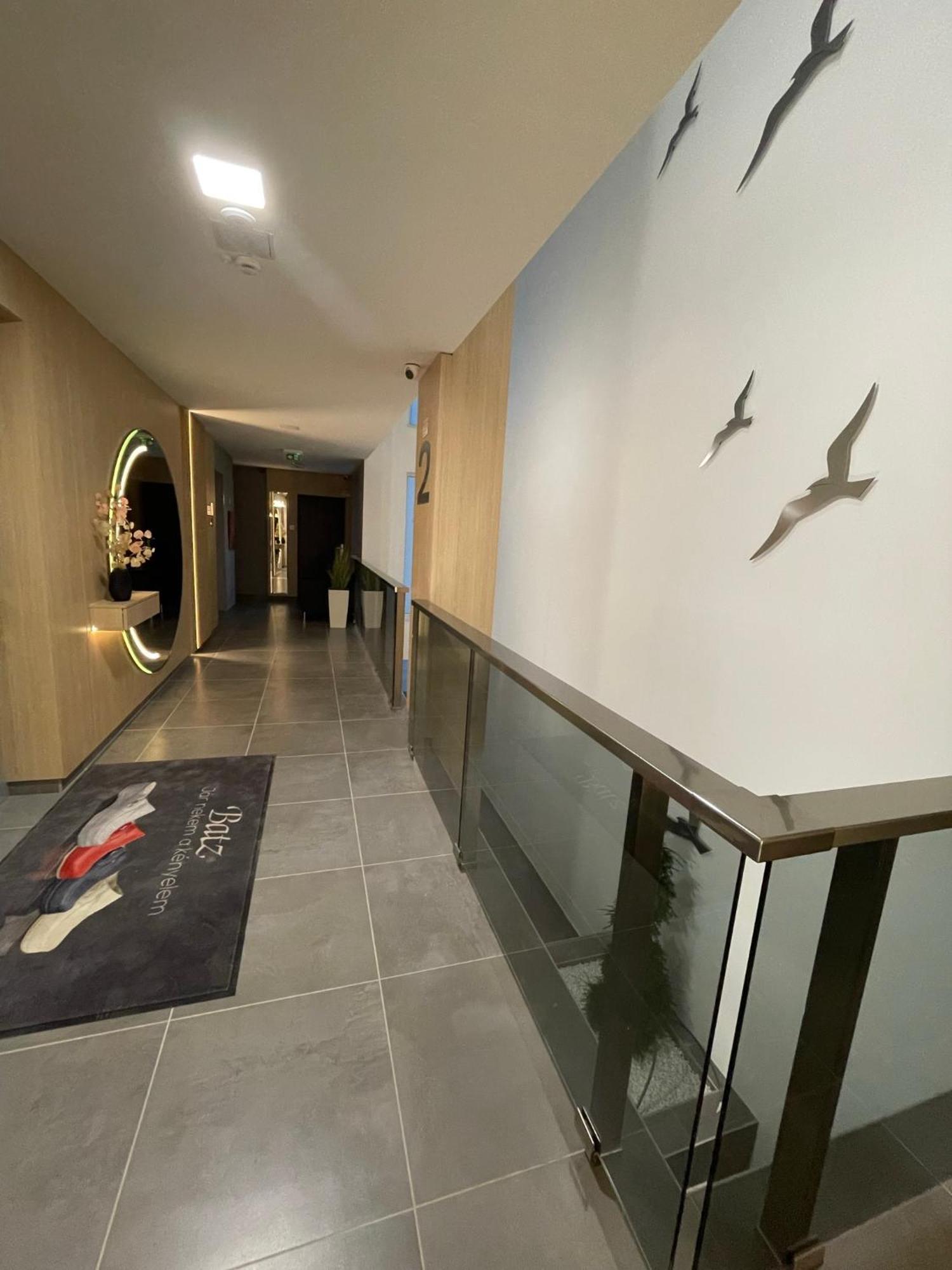 Karzo Property Lk 204 Будапеща Екстериор снимка